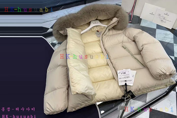 NEW Ŭ е Ż M 18747701